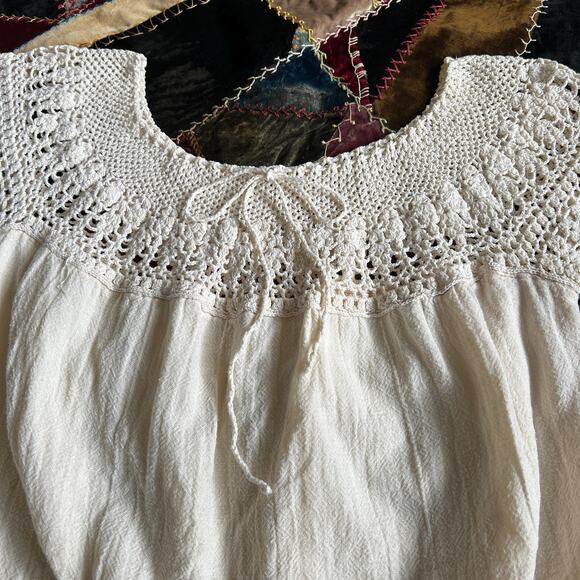 Vintage 60s/70s Gauzy Cotton Crochet Folk Peasant Drawstring Corset Cover Top - Picture 3 of 8